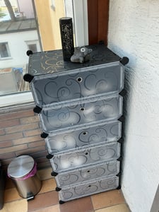 Relaxdays Schuhschrank Kunststoff, Schuhregal geschlossen, Regalsystem 6 Fächer, H x B x T: 107 x 49 x 37 cm, schwarz Kunden-Foto 1