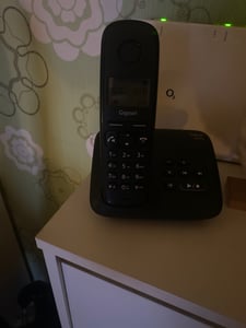 Gigaset A270A, Analoges/DECT-Telefon, Kabelloses Mobilteil, Freisprecheinrichtung, 80 Eintragungen, Anrufer-Identifikation, Schwarz Kunden-Foto 1