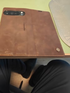 Caseme Handyhülle Leder Hülle Klapphülle Tasche Etui für Google Pixel 7 Pro Schwarz Kunden-Foto 1