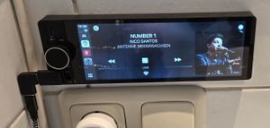 10.26" 1600*600 HD Tragbarer Wireless CarPlay Autoradio Android Auto +Kamera Bluetooth Touchscreen GPS FM BT Mit SD-Karte USB-Schnellladung Kunden-Foto 3