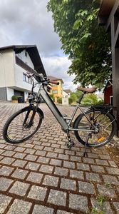 E-Bike 26 Zoll, Rostfreie Aluminiumlegierung 36 V 250 W bis zu 90 - 110 km, Wasserdicht IP54 mit 7 Gang und App, Grau Kunden-Foto 4