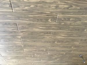 20m² | 120 Stück  Deckenpaneele Styropor Polystyrol XPS – Holzoptik Beton Marmor Imitat | Leichte Platten für Wand- & Deckenverkleidung Kunden-Foto 4