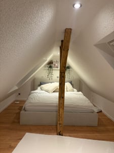 GRAINGOLD Polsterbett 140x200 Monaco - Doppelbett mit Bettkasten, Samtstoff & Lattenrost - Schöne Schlafzimmerbett - Beige (Komodo 7371) Kunden-Foto 1