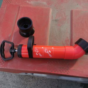 Pompa per la pulizia delle tubature Relaxdays, 2 beccucci per doccia e lavandino, pulitore per scarichi ad aria compressa, senza sostanze chimiche, nero/rosso Foto del cliente 1