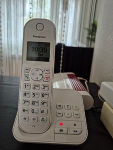 Telefon stacjonarny Panasonic KX-TGC420, automatyczna sekretarka, kolor: czarny Zdjęcie produktu od klienta nr 1