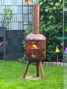 BonFeu BonSolo Rost - Terrassenofen - Feuerstelle mit Funkenschutz für entspannte Abende  - Feuersäule Outdoor - Terrassenkamin mit Grillrost - Gartenofen aus hochwertigem Cortenstahl - 34x34x124cm Kunden-Foto 1
