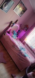 Flieks gestoffeerd bed 90x200 cm met uitschuifbaar bed, kinderbed met 3 lades, eenpersoonsbed met lattenbodem, houten bed met LED-verlichting, Polyurethanmateriaal, roze Klantenfoto 2
