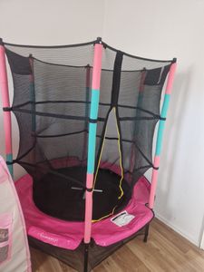 KINETIC SPORTS Kinder Trampolin JUMPER 140 cm - Gummiseil Federung, Sicherheitsnetz mit Reißverschluss - Indoor Kindertrampolin Spielzeug Kunden-Foto 1