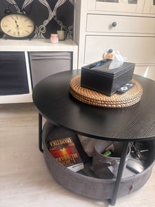 VASAGLE Couchtisch rund,  Wohnzimmertisch mit Korb aus Stoff, modern, schwarz Kunden-Foto 3