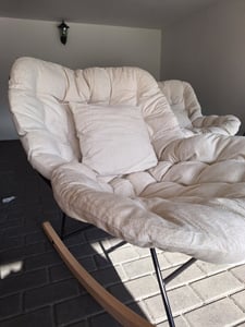 Fotel bujany FLEXISPOT z wysokim oparciem i podnóżkiem, nowoczesny fotel relaksacyjny na drewnianych nóżkach, tapicerowany, do salonu, nośność do 120 kg, kolor szary Zdjęcie produktu od klienta nr 2