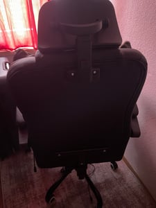 Gaming-Stuhl mit Ventilator, Bürostuhl, Luftkühler und Kühlung – Belüfteter Kühlsitz, mit Liegefunktion,  sanfte Vibrationsmassage, Schwarz Kunden-Foto 35