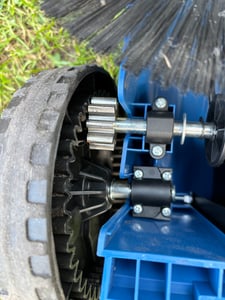 Scheppach Handkehrmaschine Trike-S | 22 L Kehrbehälter | 650 mm Kehrbreite Kunden-Foto 2
