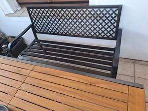 COSTWAY panchina da giardino in metallo fino a 300 kg, panchina resistente alle intemperie per 2-3 posti, panchina da parco con schienale e braccioli, 127x62x86cm rosso Foto del cliente 1