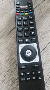 Telecomando di ricambio per TV Telefunken RC5118 Netflix e YouTube Foto del cliente 1