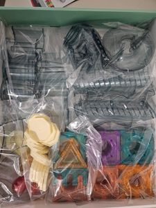 Olvy Magnetische Bausteine Montessori Spielzeug 80 pcs -Magnetic Tiles Kinder -Magnetbausteine - Magnetisches Konstruktionsspielzeug, Magna,Prinzessin Kunden-Foto 3