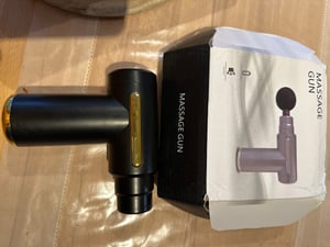 4 in 1 Massagepistole Elektrische Massage,Faszienpistole,LCD-Display,5 Geschwindigkeiten,1000 mAh Akku, Gegen Muskelkater,Massagepistole für Sportler Kunden-Foto 1