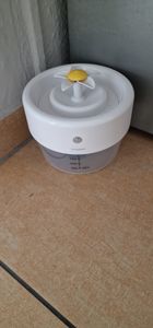 Katzenbrunnen kabellos, 1 L ultraleiser Trinkbrunnen, 1000mAh automatischer Haustierbrunnen mit Bewegungsmelder, inkl. Aktivkohlefilter Kunden-Foto 1
