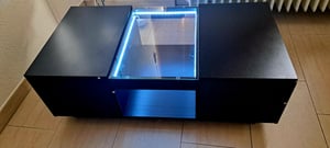 MODFU Table Basse Noir, Éclairage LED etvia Application, 2 Tiroirs et Niche Ouverte - Design Moderne en Panneau de Particules - 100x50x35,5 cm Photo du client 1