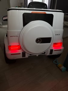 Mercedes G63 4x4 AMG 12V-9ah, 4 Motoren, Leder Sitz, EVA Räder Kinderfahrzeug Kinderauto Kinder Elektroauto Kunden-Foto 3