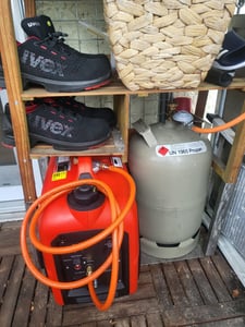 Gas- u. Benzin-Generator Stromerzeuger 2800 LPG Stromaggregat E-Start 06290 Kunden-Foto 1
