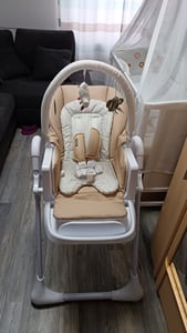 Kinderkraft TUMMIE 2-in-1 Fütterungsstuhl - klappbar - Höhenverstellbar - Liegefunktion - 7-stufige Höhenanpassung - Doppeltablett - ab Geburt - Grau Kunden-Foto 1