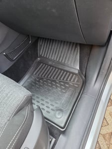 Gummi Fußmatten Set für Skoda Kodiaq, Bj. 2017-, 4-teilig, schwarz Kunden-Foto 1