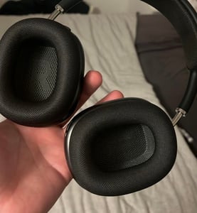 INF Náušníky pro AirPods Max – Apple Fabric & Silicone stříbrný Fotografie od zákazníka č. 1