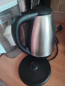 Lehmann 2L Glas-Wasserkocher für die Küche, 2200W elektrischer Wasserkocher aus Glas, Wasserkessel mit beleuchtetem Tank und verziertem Sockel Kunden-Foto 6