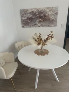 Tribesigns Table de salle à manger ronde pour 120 cm, table de cuisine moderne, petite table de salle à manger pour salle à manger, salon, blanche (table seule) Photo du client 4