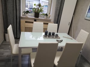 tectake® Esszimmergruppe Brandenburg 7-teilig gepolstert mit Kunstlederbezug Kunden-Foto 1