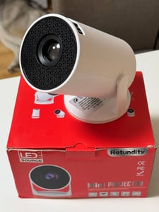 Magcubic Tragbarer Mini Projektor Beamer HY310 4K Android 11 Wifi6 BT 5.4 Kino Portabler Projektor  Autofokus fürs Handy Smart Projektor Full HD Kunden-Foto 4