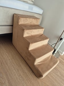Hundetreppe 50 cm hoch | Haustiertreppe 5 Stufen für Hunde & Katzen | rutschfest, weich, abnehmbarer Plüschbezug, Dunkelgrau Kunden-Foto 1