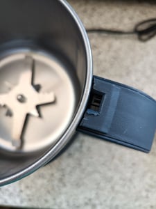 Elektrische Getreidemühle 200W, 1L Edelstahl Kaffeemühle, 28000 U/min, 8-Klingen, 10s Schnellmahlen, Feinschliff, Überhitzungsschutz, Leise, Für Getreide & Gewürze Kunden-Foto 1