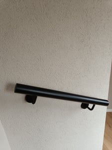 Handlauf schwarz pulverbeschichtet V2A Edelstahl Geländer innen außen wetterfest beständig 330 cm mit 4 Halter  gerade Kappe Kunden-Foto 1