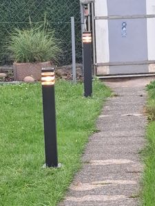 MasterLED Außenleuchte E27 Schwarz 60cm IP54 - Moderne Pollerleuchte Garten Wegelampe Aluminium Eckig - Sockelleuchte für Einfahrt Kunden-Foto 2