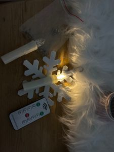 FIVMEN Bougies de Noël LED sans fil, bougies flottantes pour arbre de Noël avec télécommande et minuterie, bougies de Noël pour Halloween Noël Mariage Fête, set de 30 sans piles Photo du client 1