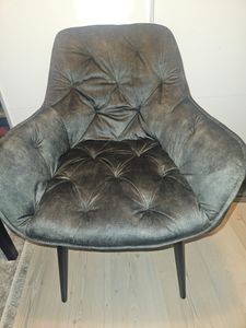 riess-ambiente Design Stuhl MILANO senfgelb Samt mit Armlehne Ziersteppung gepolstert schwarze Metallbeine Esszimmerstuhl Konferenzstuhl Kunden-Foto 1