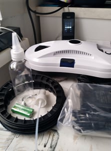 Fensterputzroboter, Fensterroboter mit Automatischem Wasserstrahl, Intelligenter Navigation, Fensterreiniger Roboter Elektrisch für Innen- und Außen Kunden-Foto 2