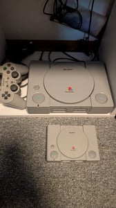 Sony PlayStation 1 Konsole (PSX) Grau, PS1 + Original Controller Kunden-Foto 1