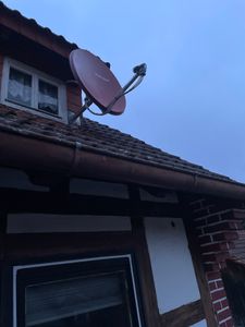 DUR-line MDA 80 Satellitenschüssel rot + Twin LNB Kunden-Foto 1