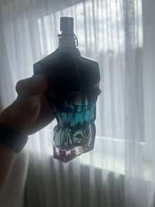 Jean Paul Gaultier La Beau Le Parfum Intense, Männer, 75 ml, Nicht nachfüllbare Flasche, Kokosnuss, Tonka-Bohne, Sandelholz Kunden-Foto 3