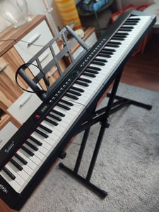 Pianino cyfrowe FCH z 88 klawiszami, klawiatura wraz ze statywem, pianino cyfrowe dla dzieci i dorosłych Zdjęcie produktu od klienta nr 2
