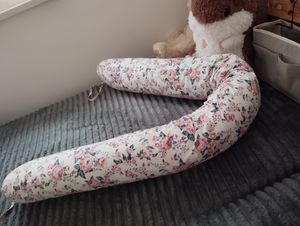 Boho Garden & Ecru Velvet V-förmige Kissen Kunden-Foto 1