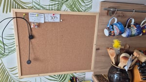 RAWWEST.BIS Pinnwand Kork mit Holzrahmen 50x60 cm - Korktafel Memoboard ideal Kunden-Foto 1