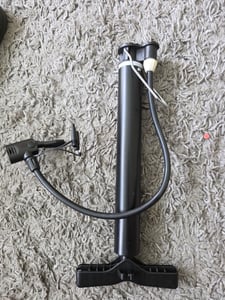 Fahrradpumpe 120PSI Mini Handpumpe Luftpumpe Ventil MTB Mountainbike Pumpe E-Bike Pumpe Kunden-Foto 2