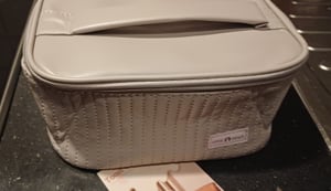 Trousse de maquillage - Organisation élégante pour votre routine beauté - Organiseur cosmétique - Élégant et pratique -  - Ecologique - Spacieux Photo du client 1