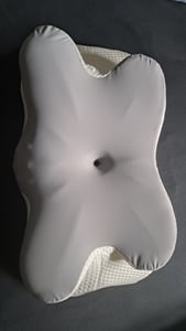 Orthopädisches Nackenstützkissen mit Kontur-Memory-Schaum, Ergonomisches Kopfkissen für Seitenschläfer, Rücken- und Bauchschläfer Kunden-Foto 1