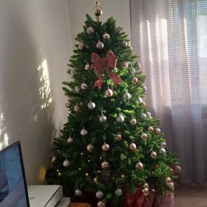 COSTWAY Albero di Natale artificiale da 180 cm, albero di Natale con supporto in metallo, albero di Natale con aghi in PVC, albero di Natale artificiale con sistema pieghevole, verde Foto del cliente 13