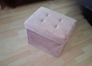 SONGMICS Lavice s úložným prostorem, skládací sedák, podnožka, 38 x 38 x 38 cm, nosnost do 300 kg, břidlicově šedá barva Fotografie od zákazníka č. 1