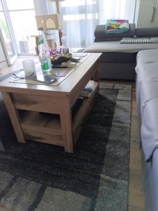 VASAGLE Couchtisch, Wohnzimmertisch, Gaszylinder, höhenverstellbar, viel Stauraum, Kaffeetisch, für Wohnzimmer, braun-weiß Kunden-Foto 2